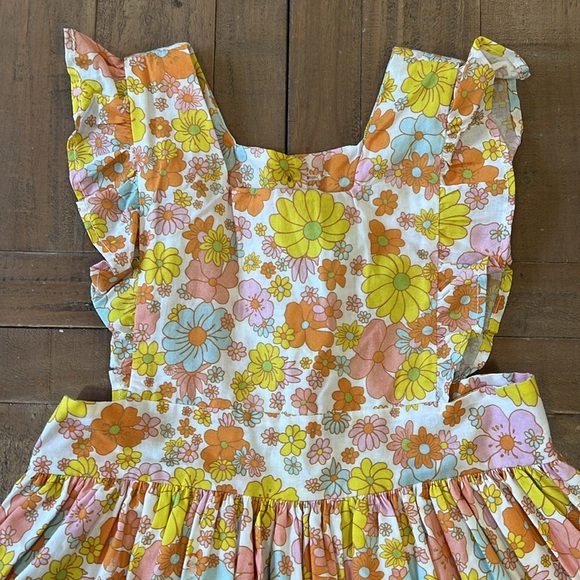 Wren & James retro floral pinafore dress boutique vibrant button ruffles 7-8 - Picture 2 of 8